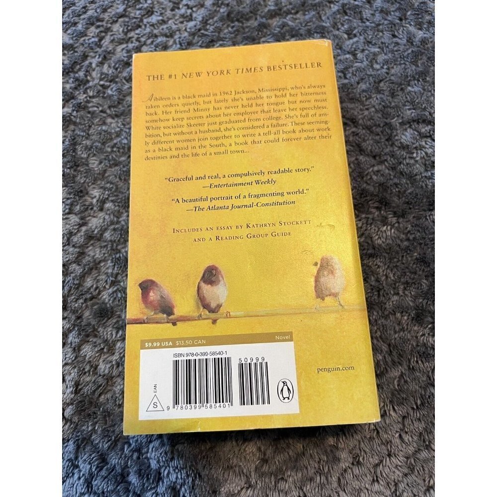 THE HELP - Kathryn Stockett, 2016 Paperback - Picture 3 of 6